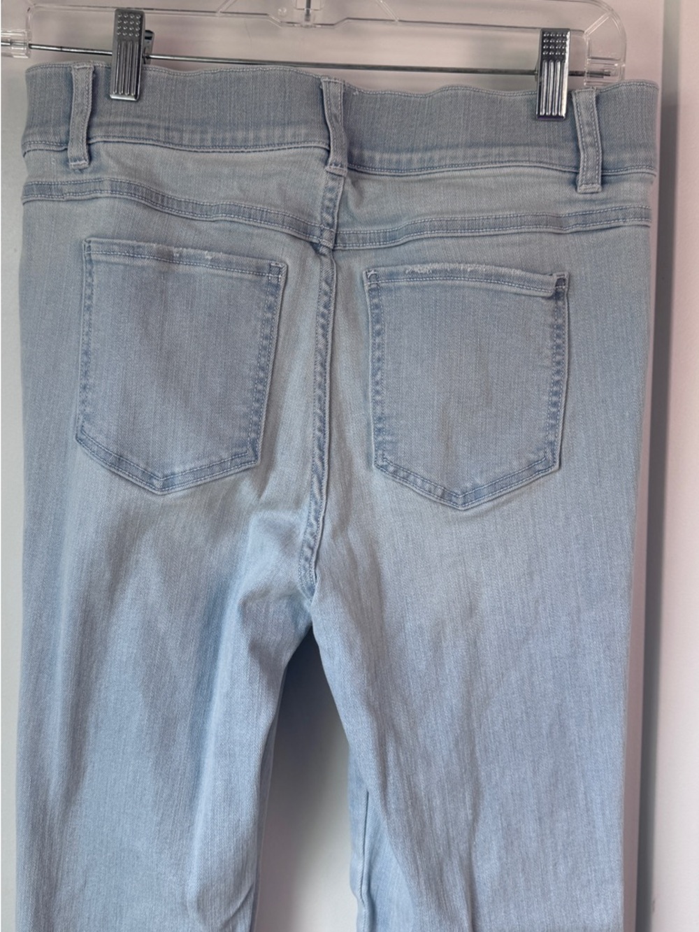 SPANX 20348R Retro Light Wash Pull On Flare Jeans Women’s M Blue Tummy Control - Picture 8 of 10